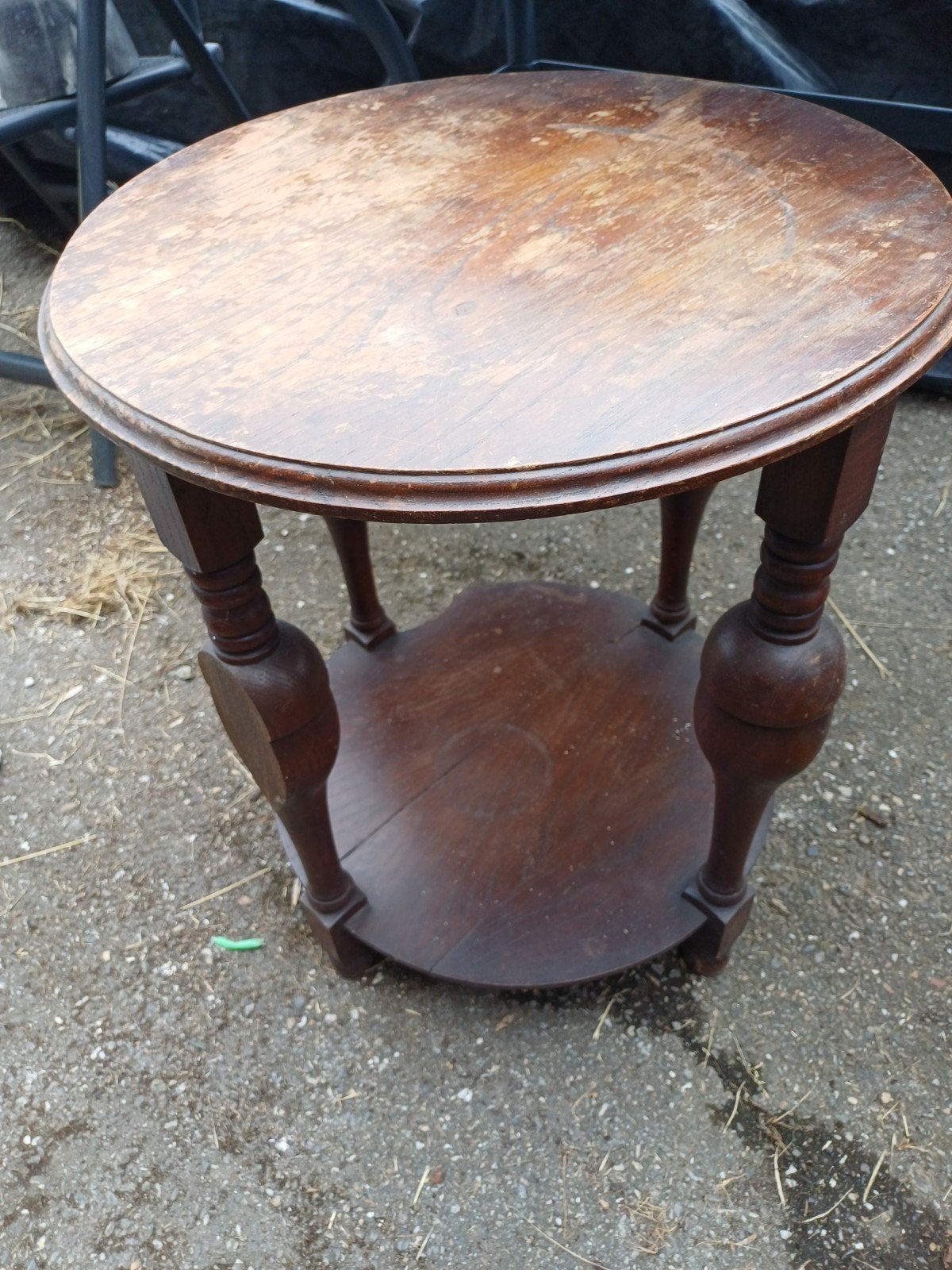 Eiken  salontafel tje., Ophalen