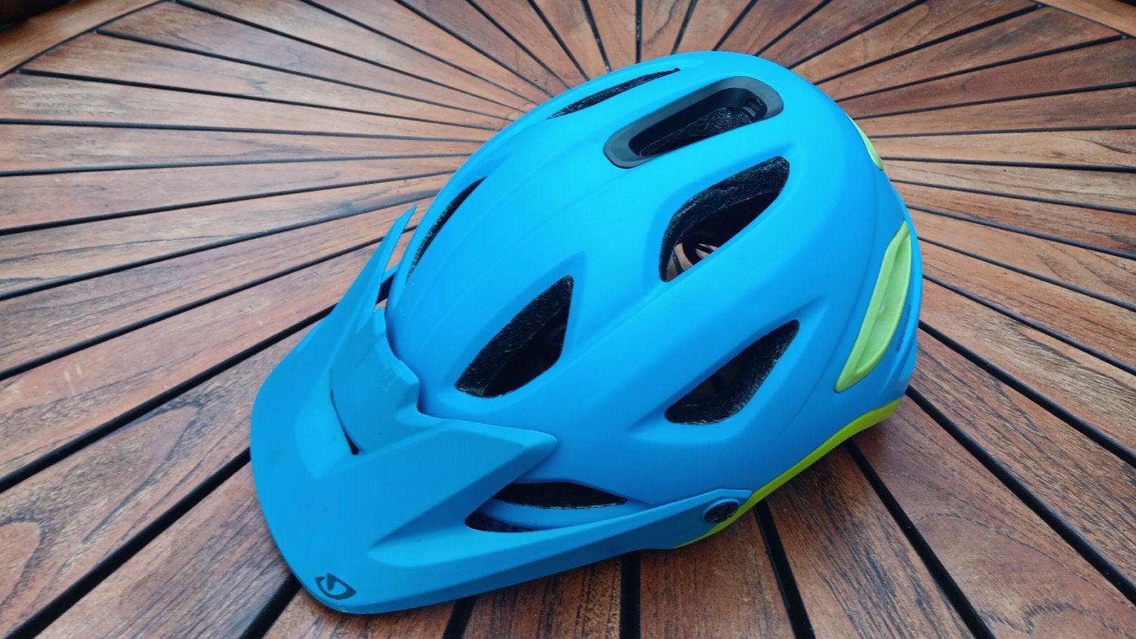 GIRO Montaro helm (MIPS), Gebruikt, Giro, Ophalen of Verzenden, L