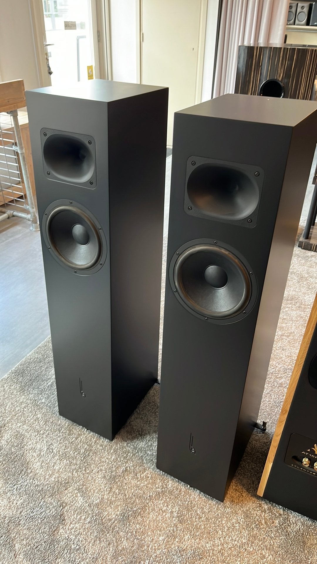 Blumenhofer Tempesta 20 (winkel Leegverkoop), Overige typen, Zo goed als nieuw, @, Minder dan 60 watt