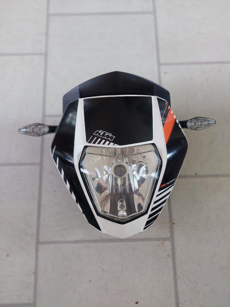 Duke 690 koplamp, Ophalen of Verzenden