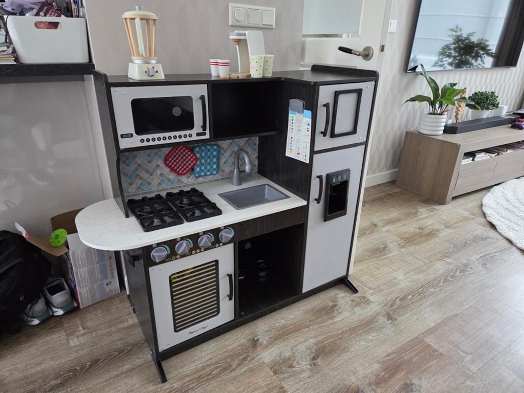 Grote houten speelkeuken met accessoires, Ophalen, Zo goed als nieuw, Hout, Speelkeuken