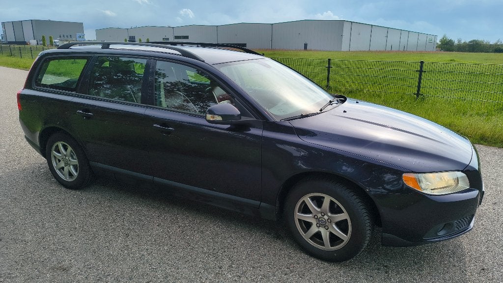 Volvo V70 2.0 Kinetic 2009 Blauw, Auto's, Voorwielaandrijving, 145 pk, 4 cilinders, 1360 kg