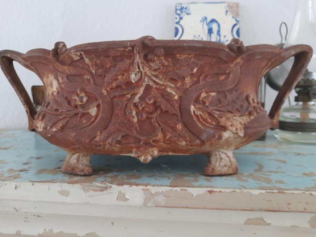 Antieke gietijzeren jardiniere, Antiek en Kunst, Ophalen