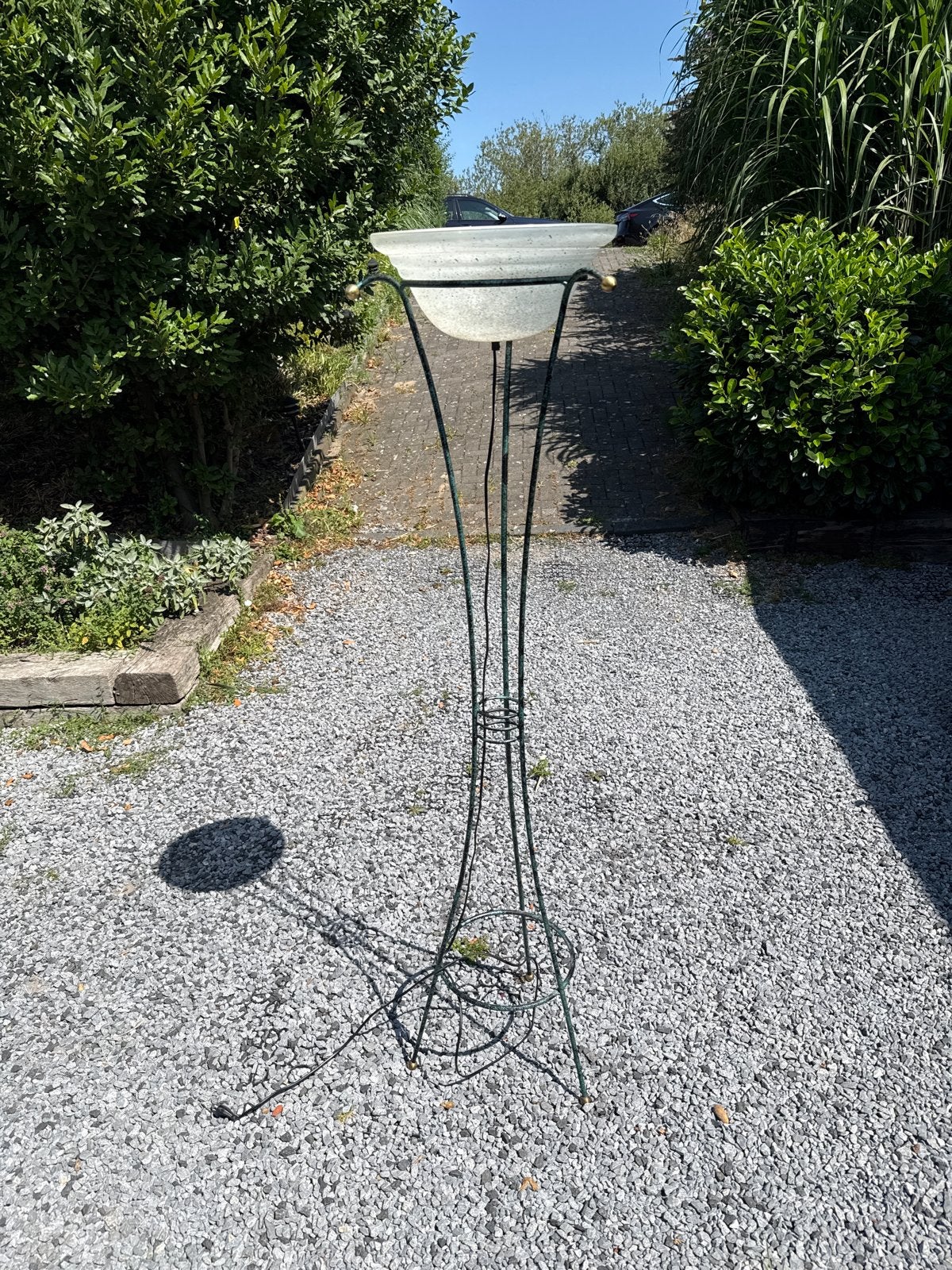 Vloerlamp met glazen kap, circa 170cm hoog, Huis en Inrichting, Lampen | Vloerlampen, Ophalen, Gebruikt, Metaal, 150 tot 200 cm