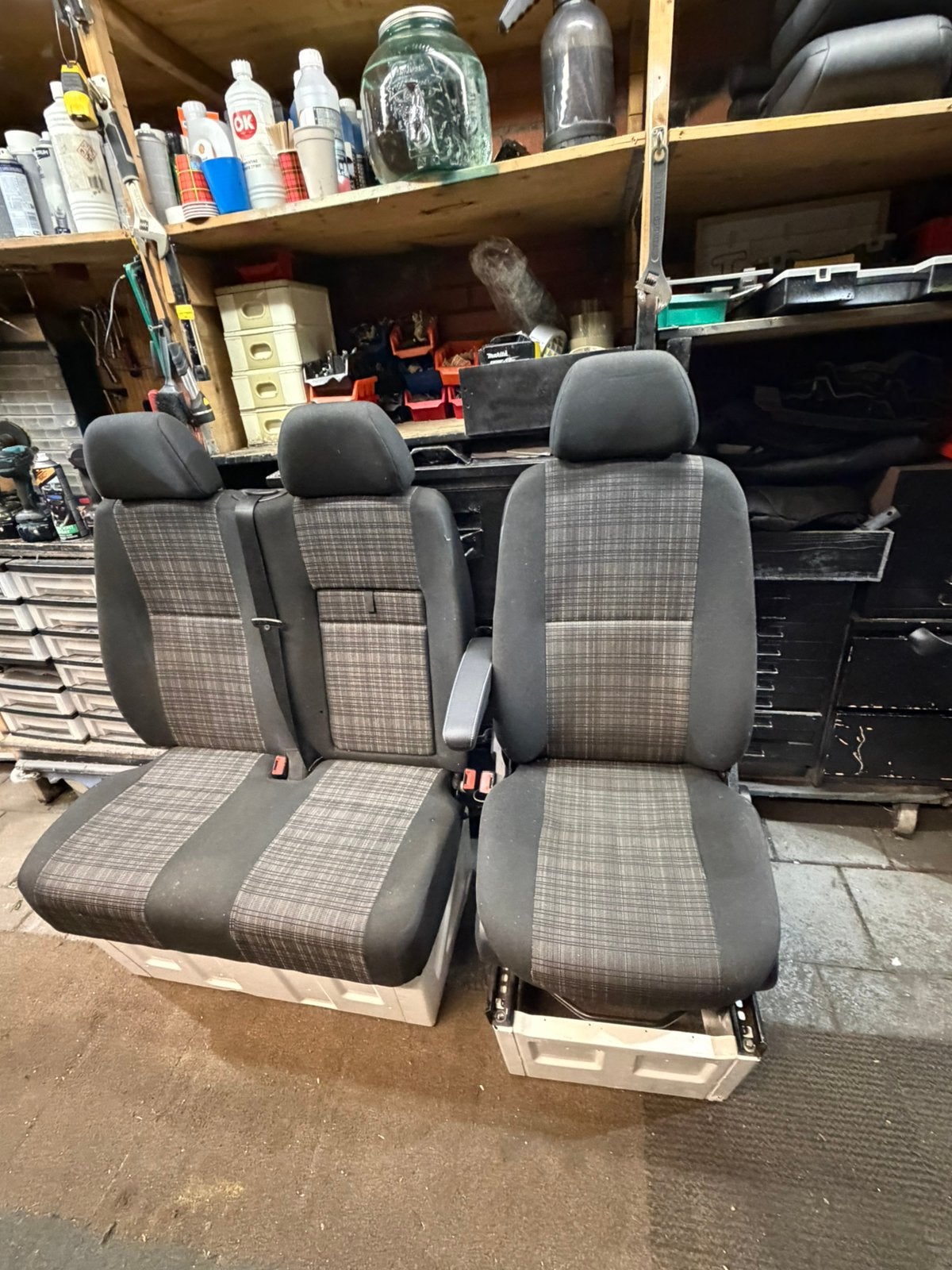 Setje sprinter 906/crafter stoelen bijrijdersbank&bestuurder, Auto-onderdelen, Ophalen of Verzenden, Gebruikt, Mercedes-Benz