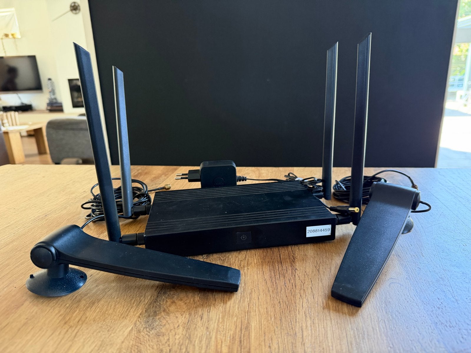 EZ Hotspot Extender V5 - Krachtige Wifi Versterker, Ophalen, Zo goed als nieuw, Router