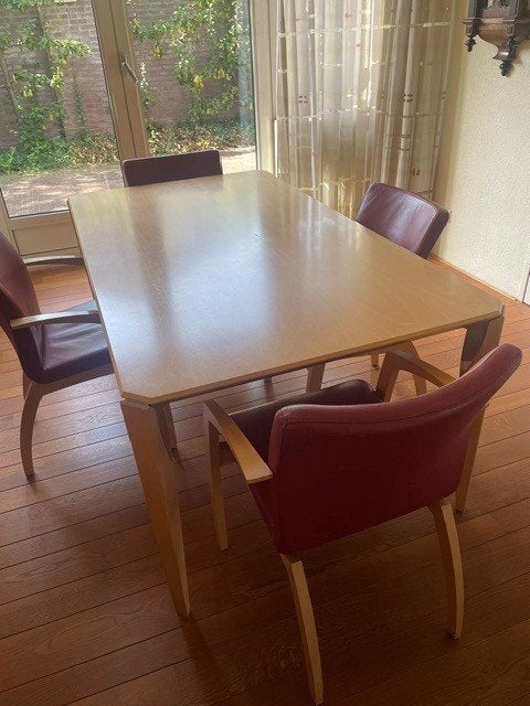 Leolux design eettafel met 4 stoelen, Huis en Inrichting, Tafels | Eettafels, Ophalen, Gebruikt, 50 tot 100 cm, Vijf personen of meer