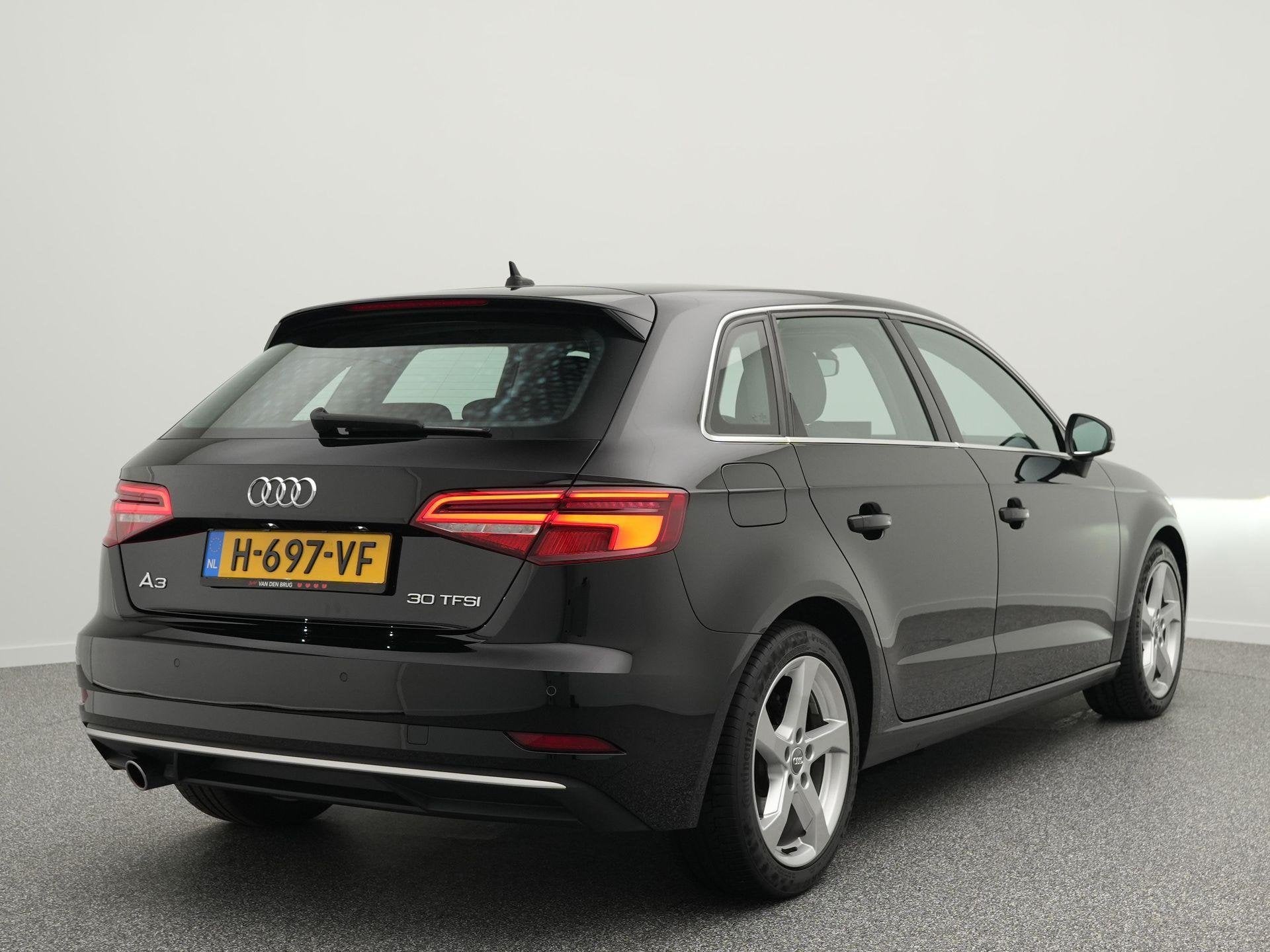 Audi A3 Sportback 30 TFSI 116pk | Navigatie | LED-koplampen, Auto's, Audi, Voorwielaandrijving, Stof, Gebruikt, 1165 kg