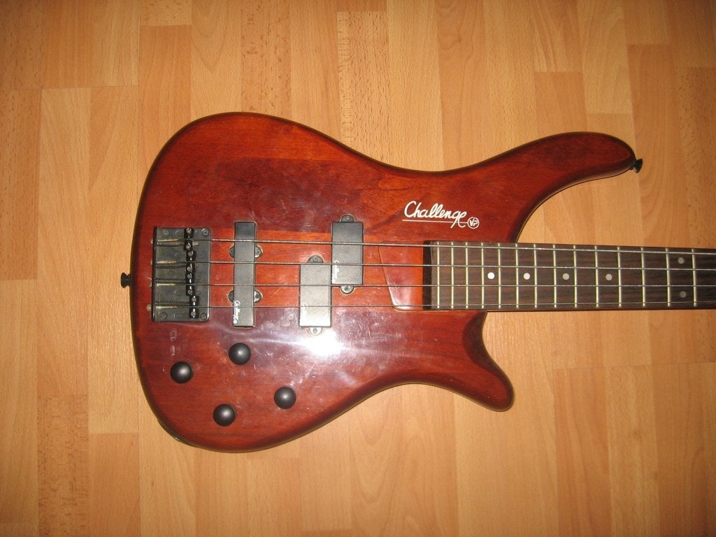 Electrische Basgitaar Challenge, Muziek en Instrumenten, Snaarinstrumenten | Gitaren | Bas, Ophalen of Verzenden, Gebruikt