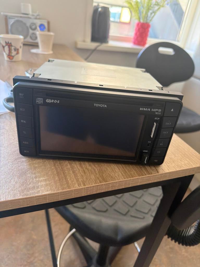Toyota TNS510 navigatie radio - PZ445-00333-01, Ophalen, Gebruikt