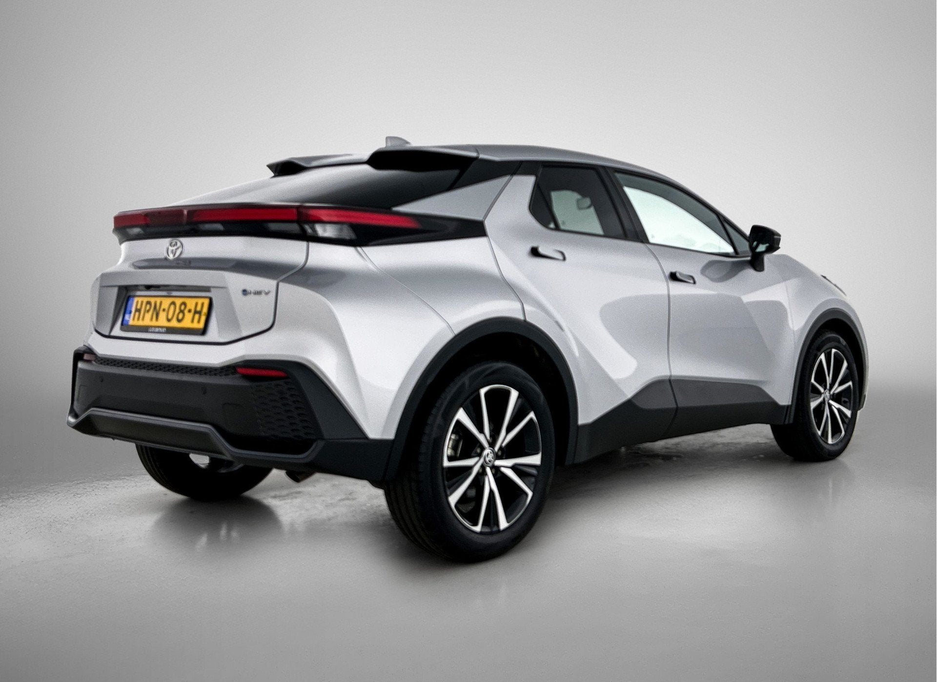 Toyota C-HR 1.8 Hybrid 140 Dynamic | NL dealeronderhouden |, 12 maanden, Stof, 4 cilinders, 122 pk