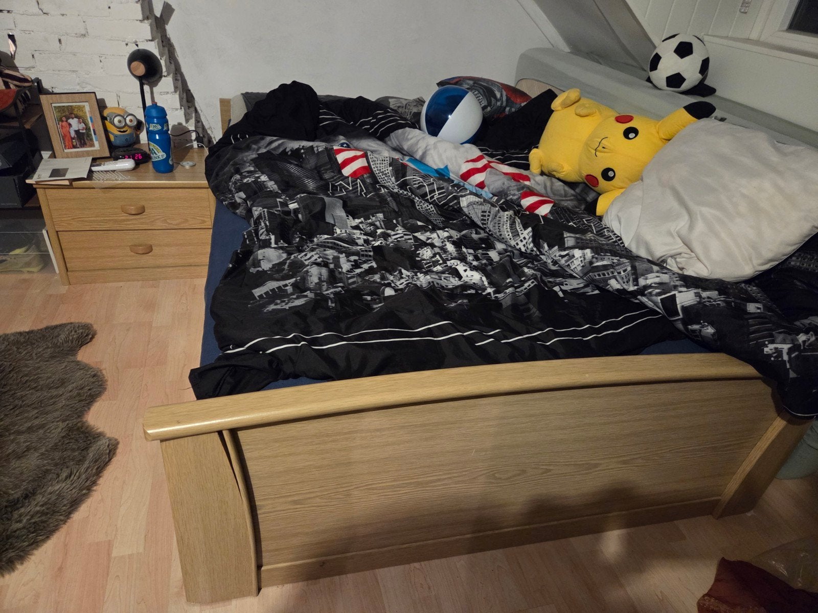 gratis Bed met matras 140x200 cm, Ophalen, Gebruikt, Tweepersoons, 140 cm