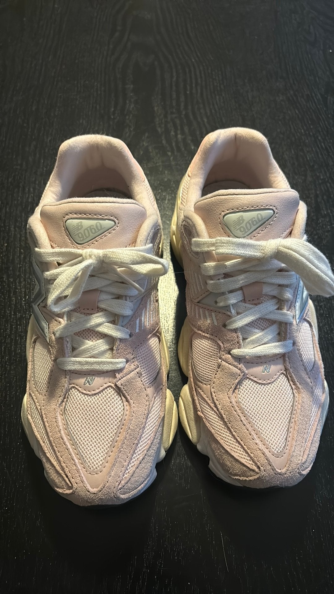 New balance 9060, Kinderen en Baby's, Ophalen of Verzenden, Zo goed als nieuw