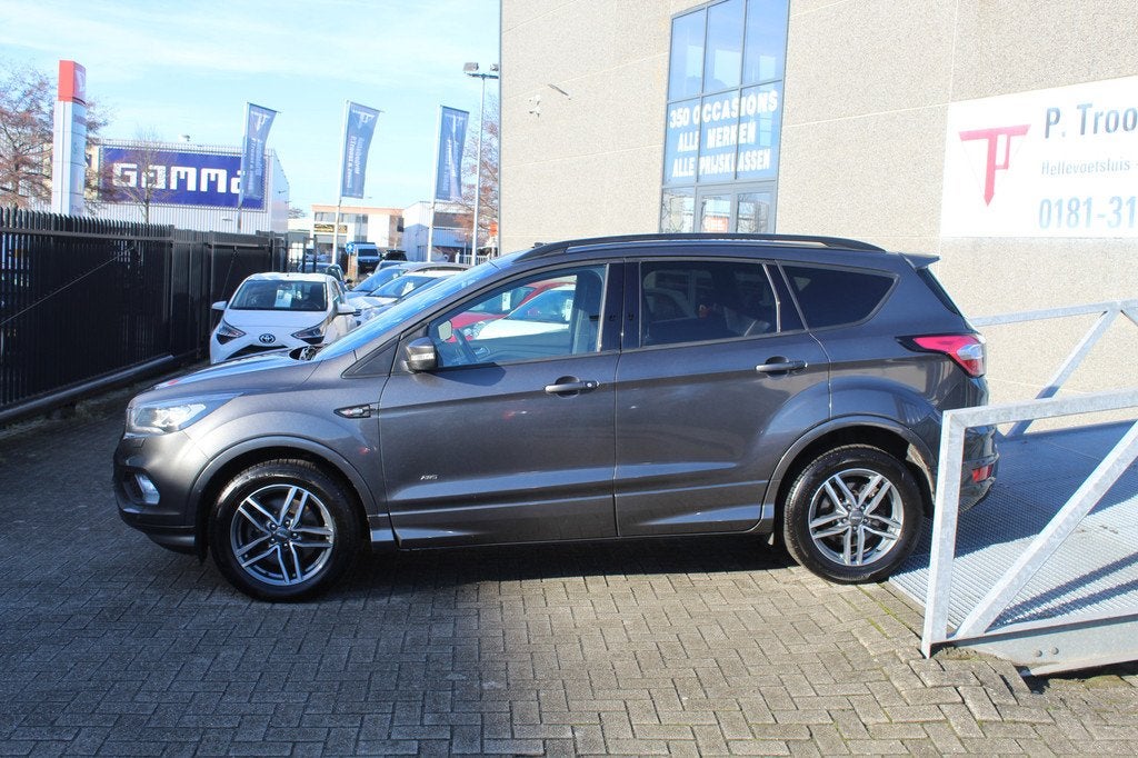 Ford Kuga 1.5 EcoBoost AWD Vignale Trekhaak/Panoramadak/Navi, Auto's, Ford, 12 maanden, Euro 6, 4 cilinders, Bedrijf
