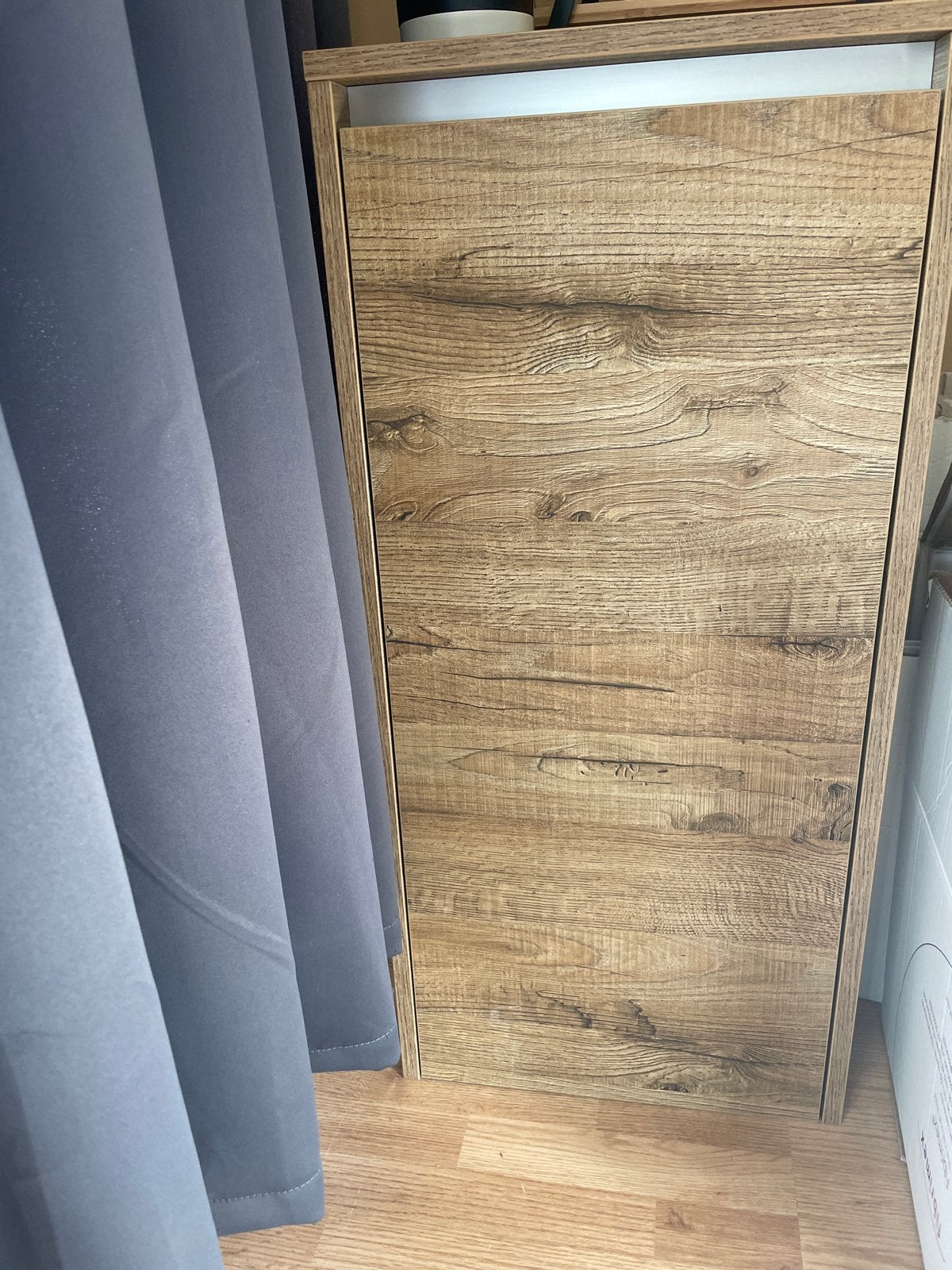 Houten badkamer kastje met glazen planken, Ophalen, Zo goed als nieuw