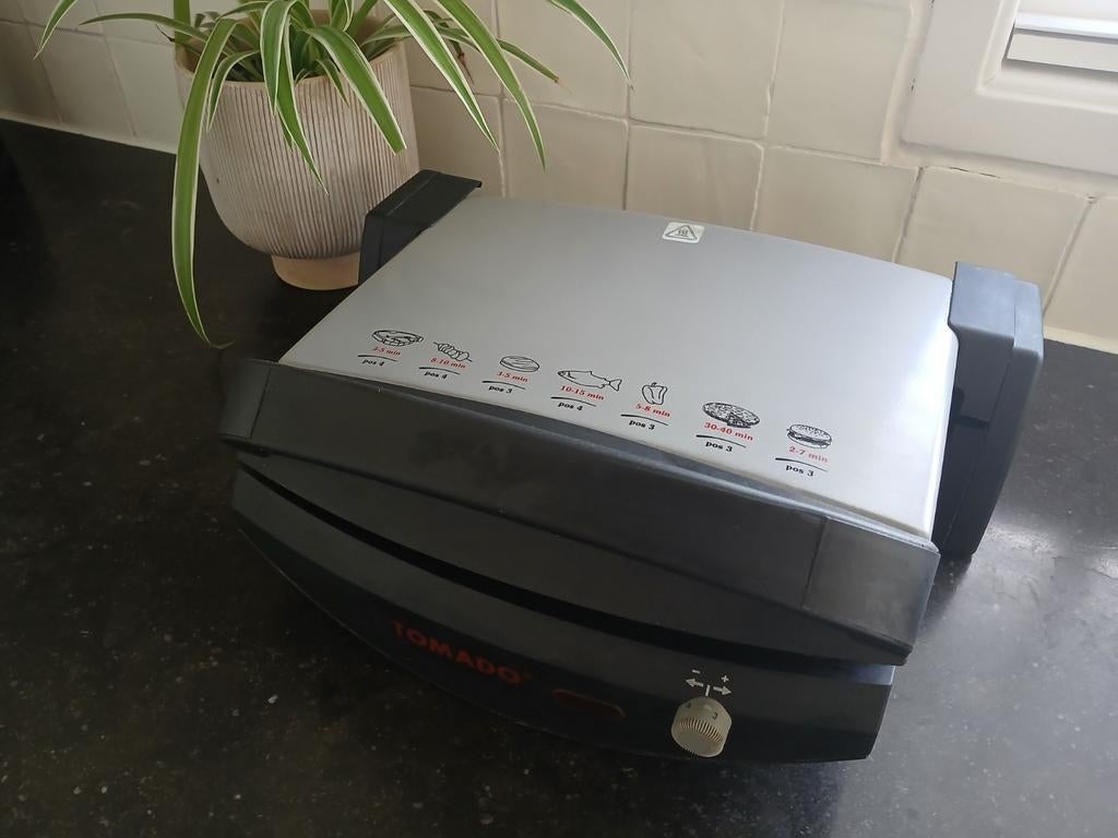 Tomado Contactgrill - Gebruikt, Ophalen of Verzenden, Gebruikt