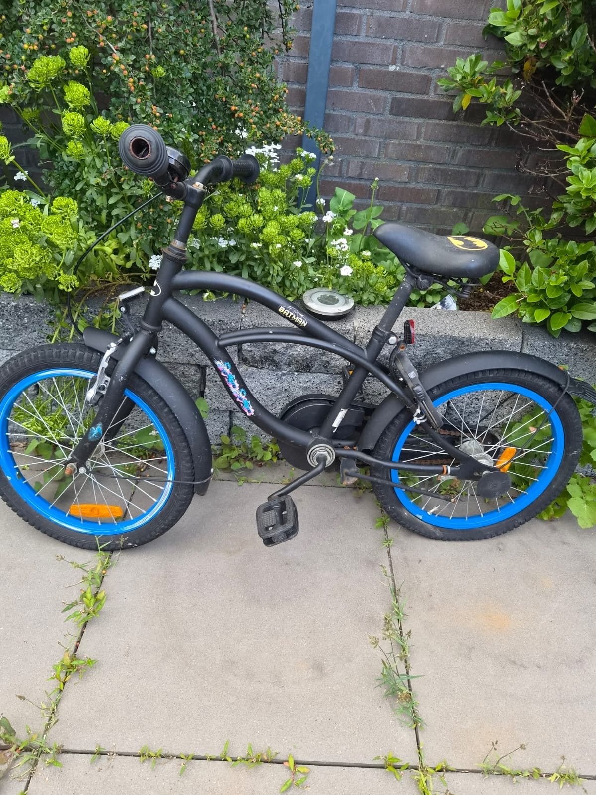 Batman kinderfiets - 16 inch - Zwart/Blauw, Ophalen, Gebruikt, Terugtraprem, 16 tot 20 inch