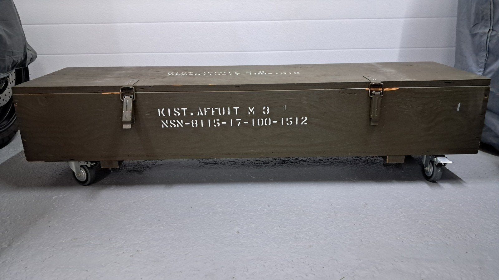 Houten munitie wapen leger kist tafel vintage op wielen!, Ophalen, Landmacht, Nederland, Kist of Geocache