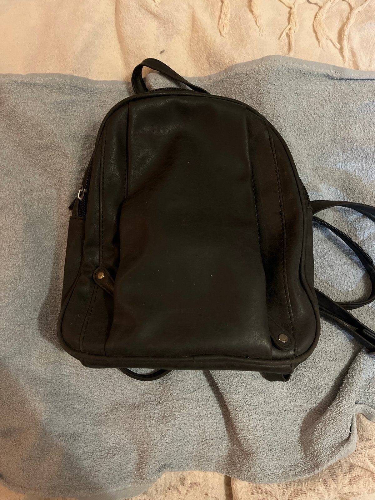 Zwarte leren mini rugzak, Gebruikt, Minder dan 30 cm, Minder dan 25 cm, Ophalen
