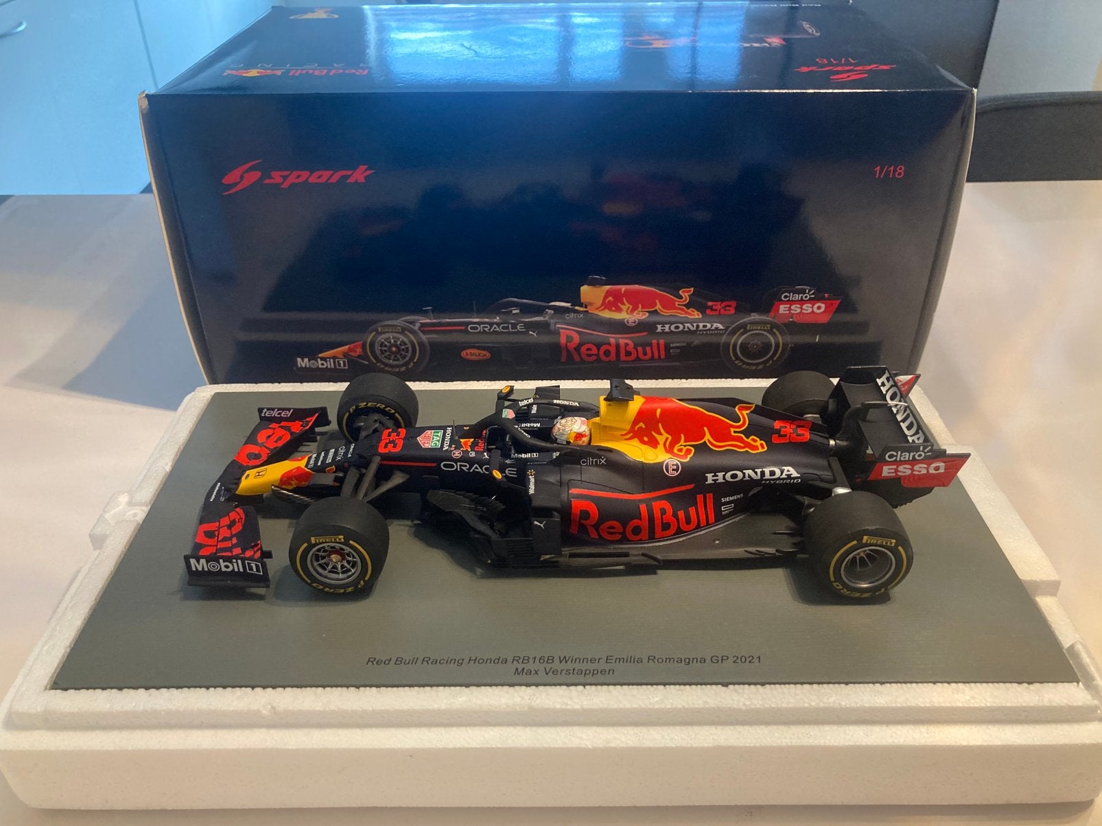 Max Verstappen  rb16b winner emilia romagna gp 2021 1/18, Ophalen of Verzenden, Nieuw, Formule 1