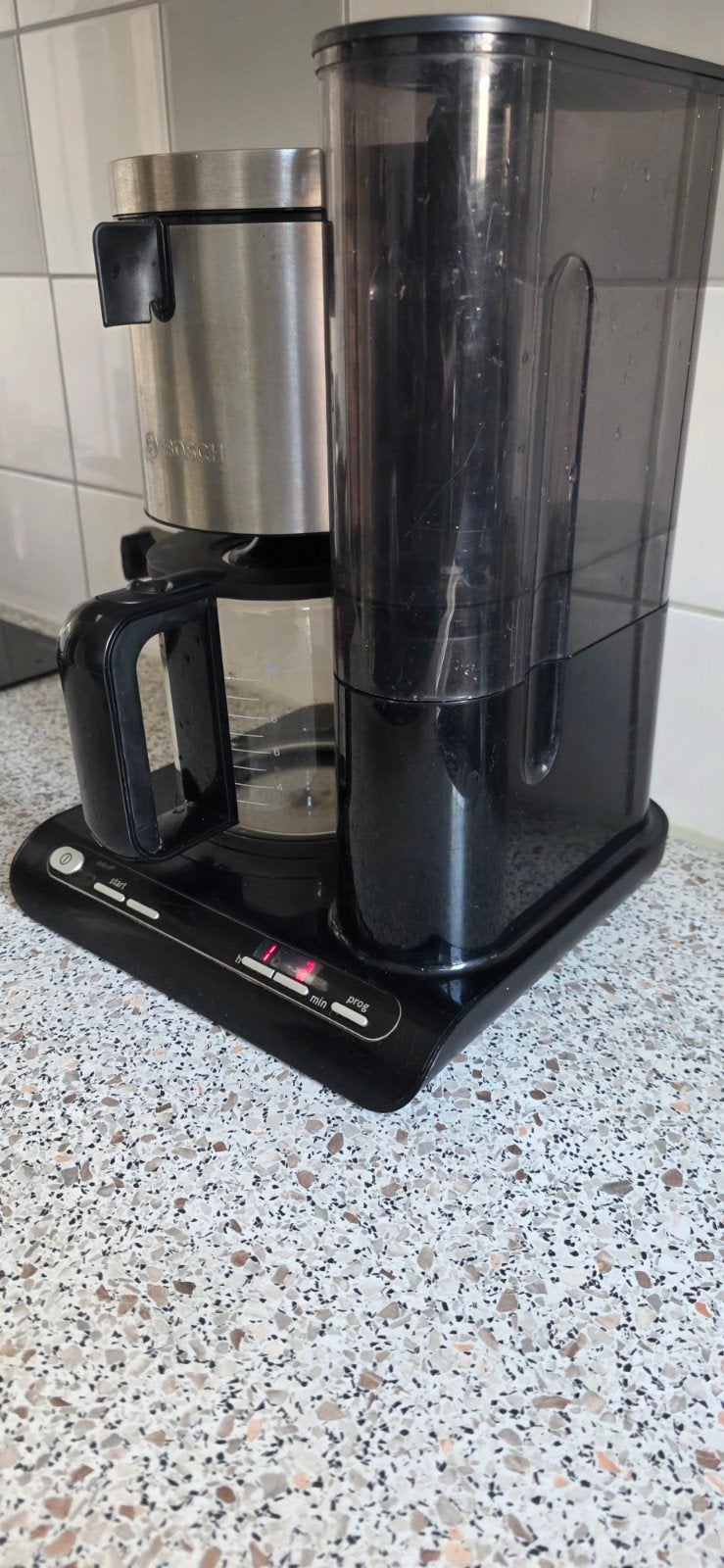 Bosch Koffiezetapparaat - Zwart/RVS, Afneembaar waterreservoir, Gebruikt, 10 kopjes of meer, Koffiemachine