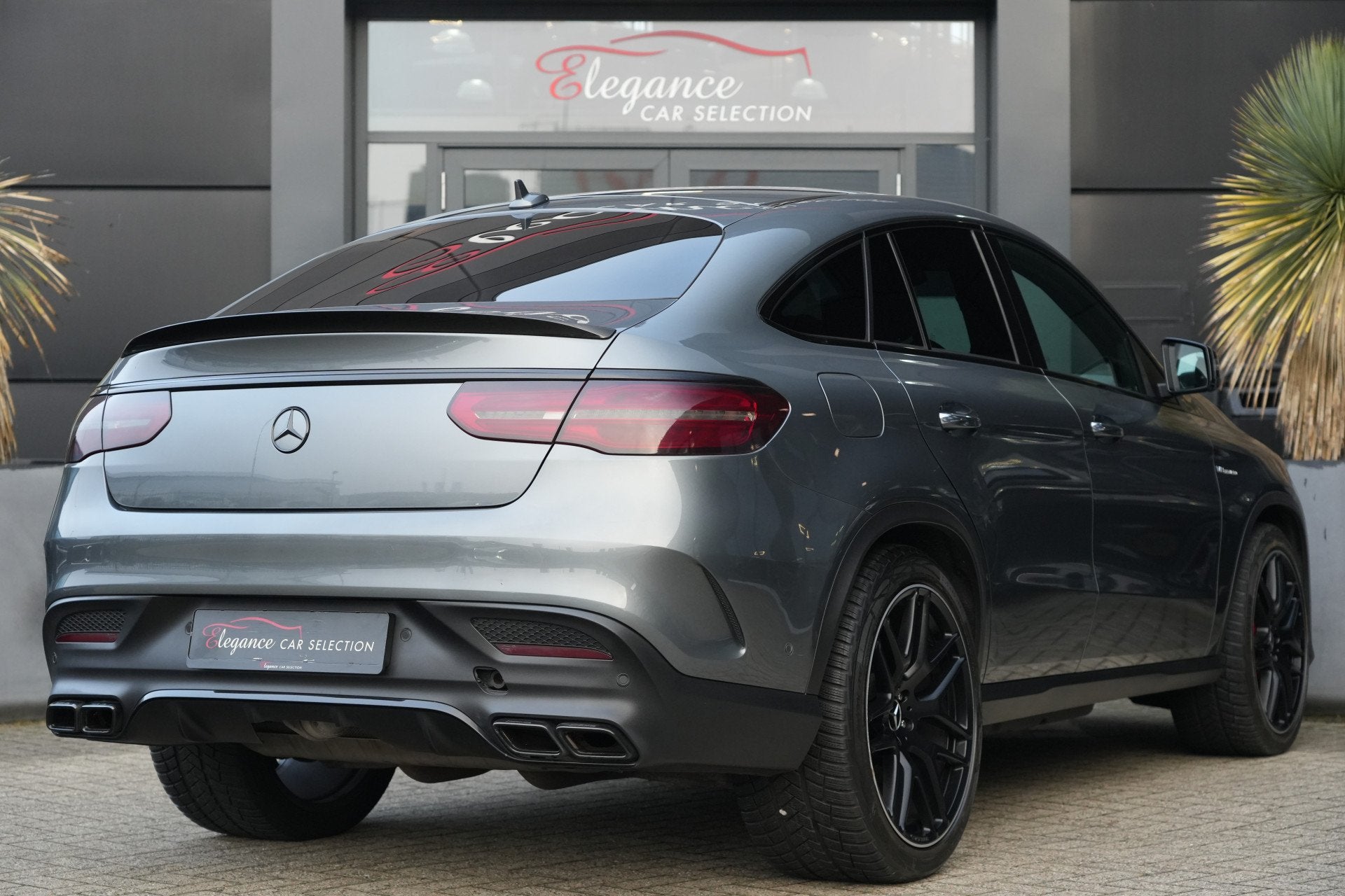 Mercedes-Benz GLE Coupé AMG 63 S 4MATIC 585pk Panoramadak/3, Auto's, Automaat, 5461 cc, Gebruikt, Bedrijf
