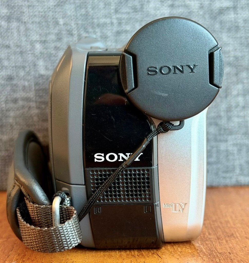 SONY DCR-HC23E MiniDV, NightShot Plus, FireWire, GETEST!, Audio, Tv en Foto, Videocamera's Digitaal, Mini dv, 20x of meer, Ophalen of Verzenden
