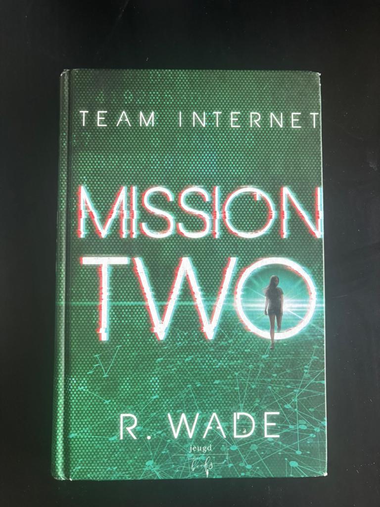 Mission Two, R.Wade, Ophalen of Verzenden, Zo goed als nieuw, Nederland