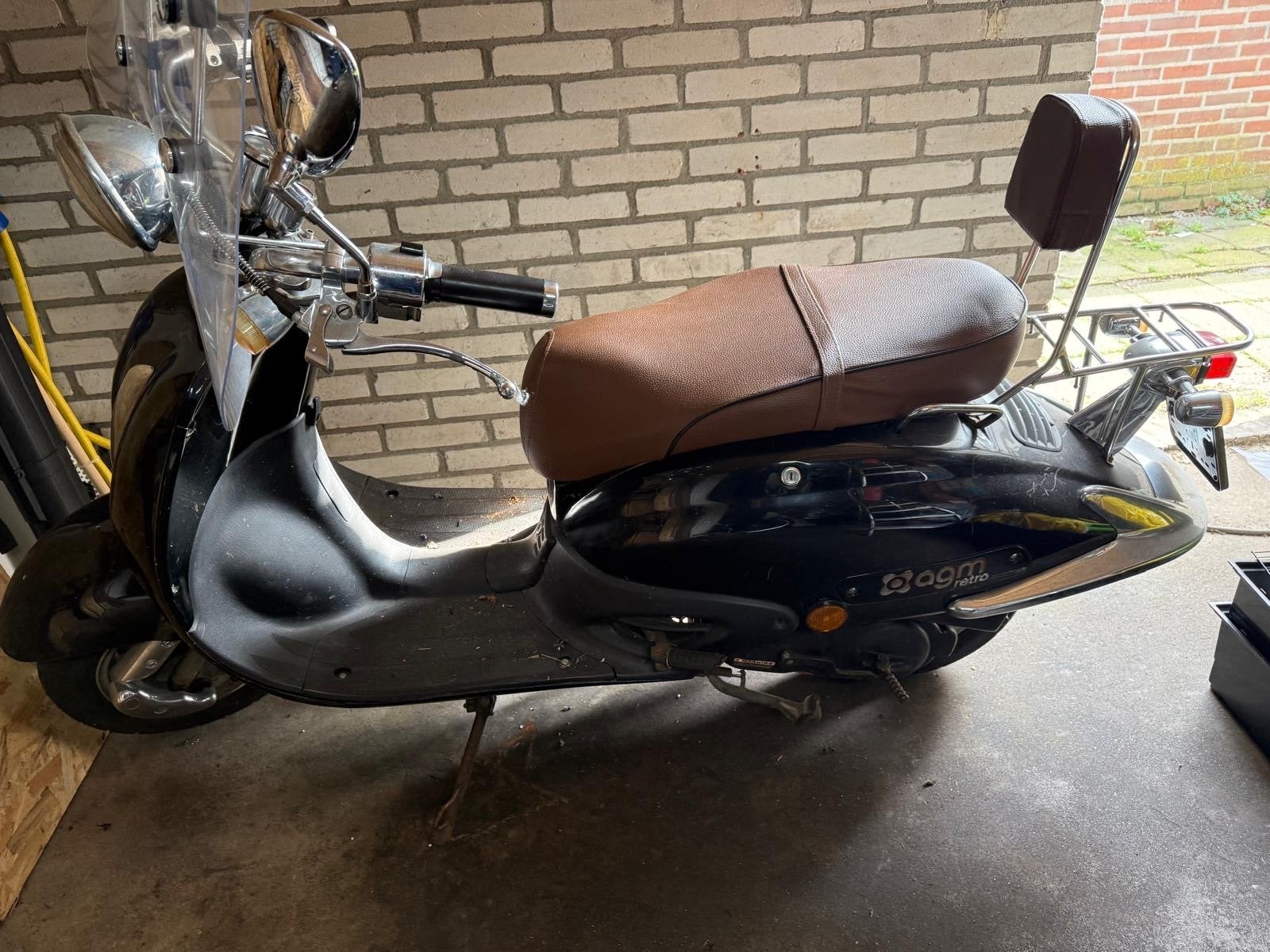 AGM Retro Scooter Zwart - Goed Onderhouden, Ophalen, Gebruikt, Benzine, Overige merken