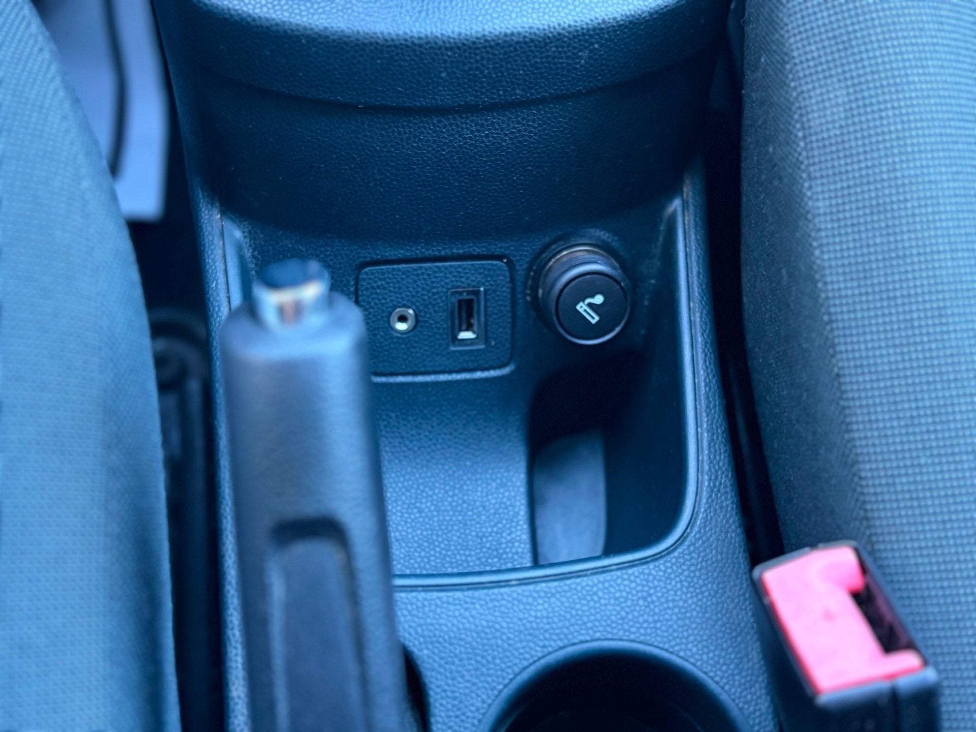 Foto 22 van Ford Fiesta 1.25 | NAP Carplay Velgen PDC Airco