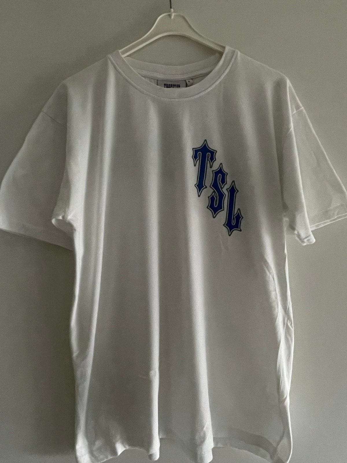 Trapstar shirt met leuke voor en achterkant maat l, Ophalen of Verzenden, Zo goed als nieuw, Wit
