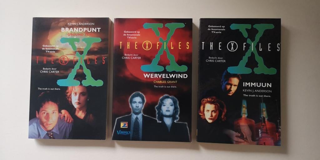 X-Files boeken: Brandpunt, Wervelwind, Immuun, Boeken, Ophalen, Gelezen