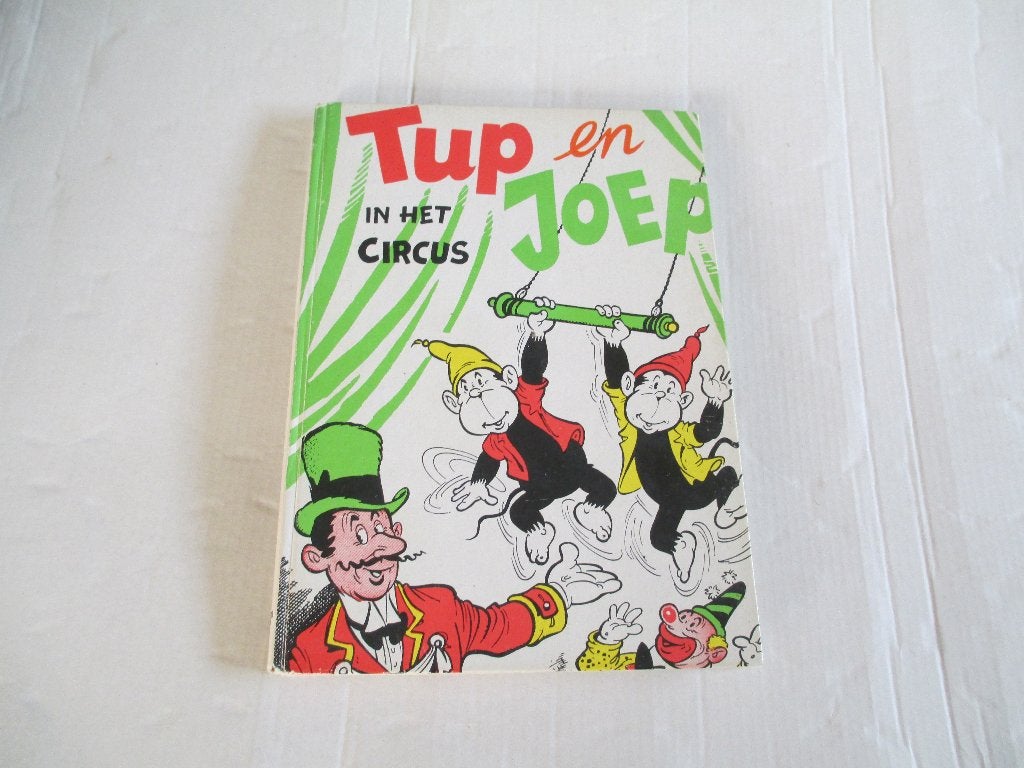 tup en joep in het circus - henri arnoldus, Boeken, Kinderboeken | Jeugd | onder 10 jaar, Ophalen of Verzenden, Gelezen, Fictie algemeen