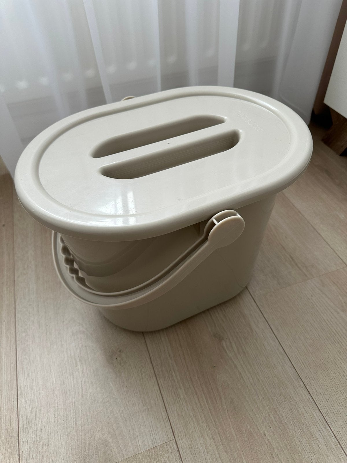 Luieremmer bébé-jou taupe, Kinderen en Baby's, Badjes en Verzorging, Ophalen, Zo goed als nieuw, Luieremmer, Bébé-jou