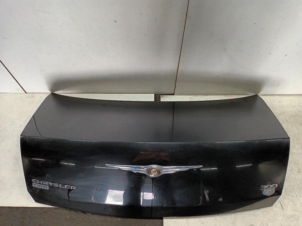 Achterklep Chrysler 300 C, Onderdelen@venauto.nl, Van der Ven Autorecycling B.V., Gebruikt, Ettenseweg 76, 4706 PB Roosendaal, The Netherlands