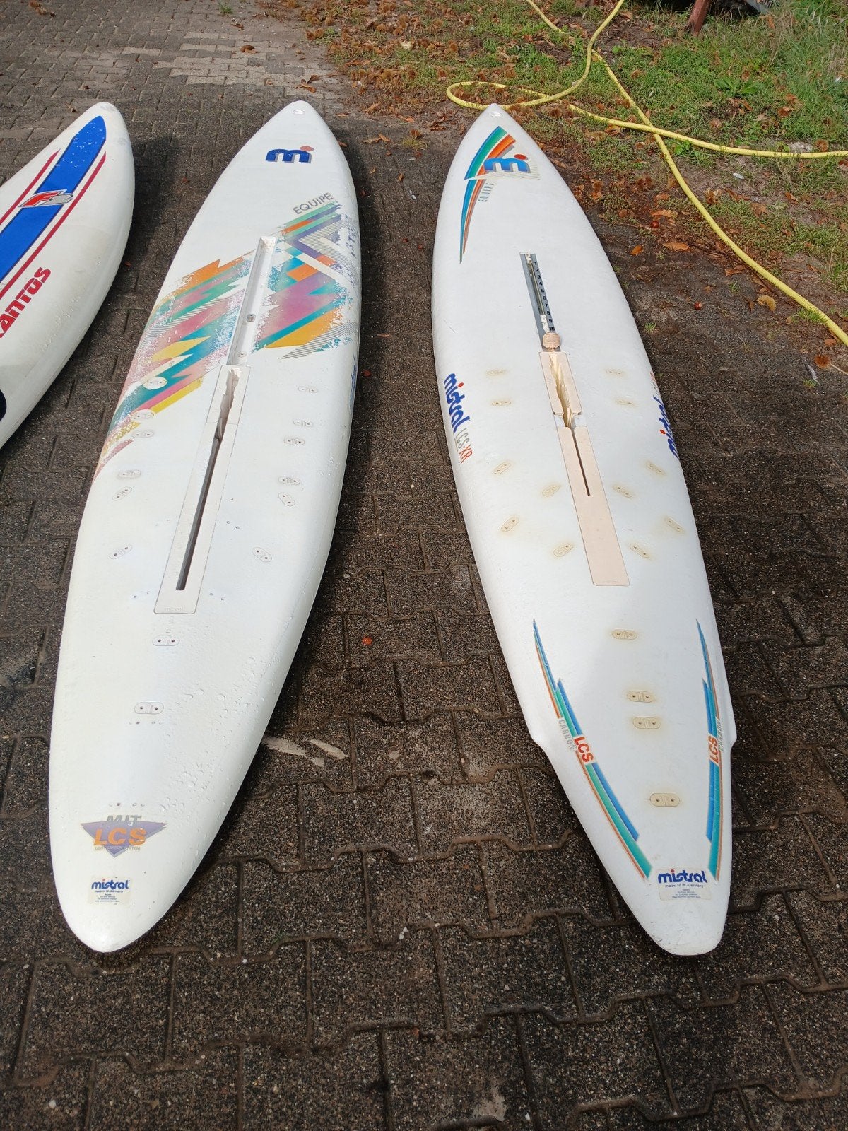2x mistral equipe, Watersport en Boten, Windsurfen, Ophalen, Gebruikt, Plank