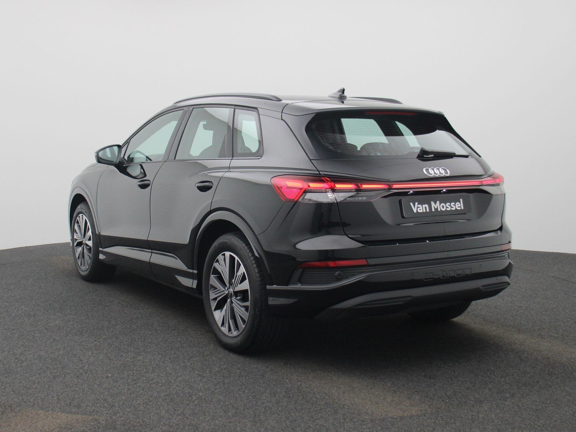 Audi Q4 e-tron 45 Edition 82 kWh | Navigatie | Climate contr, Auto's, Automaat, 12 maanden, Gebruikt, 82 kWh