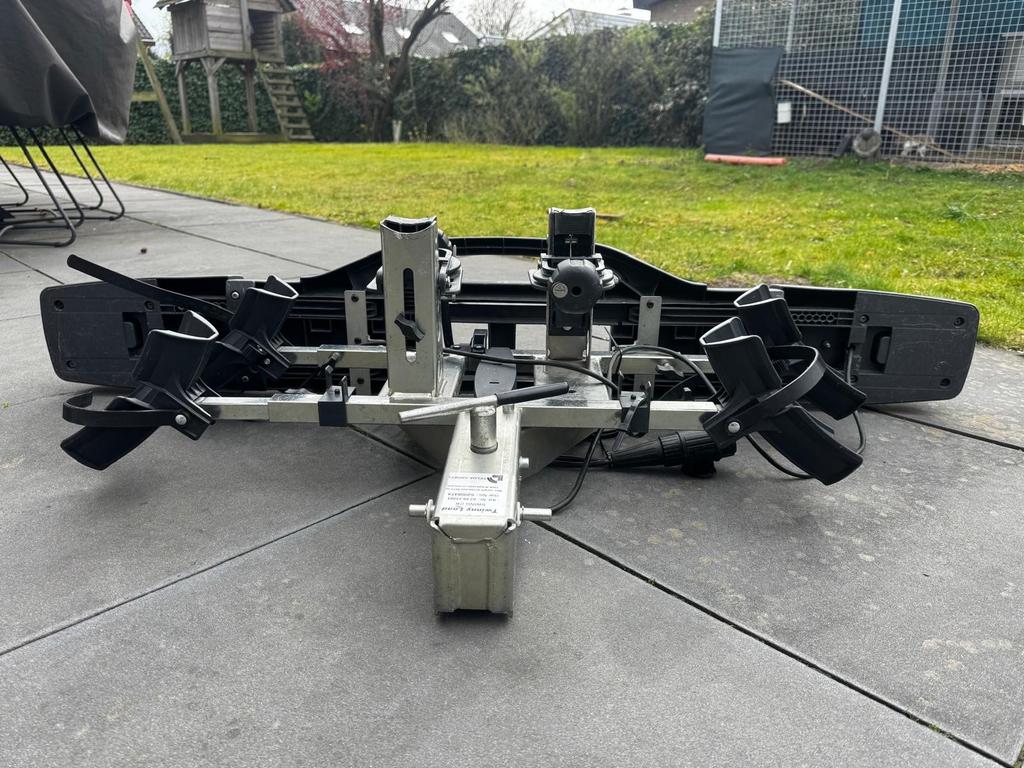 Twinny Load SWING CK Trekhaakdrager - 2 fietsen, Auto diversen, Fietsendragers, Ophalen, Brede banden, Zo goed als nieuw, 2 fietsen