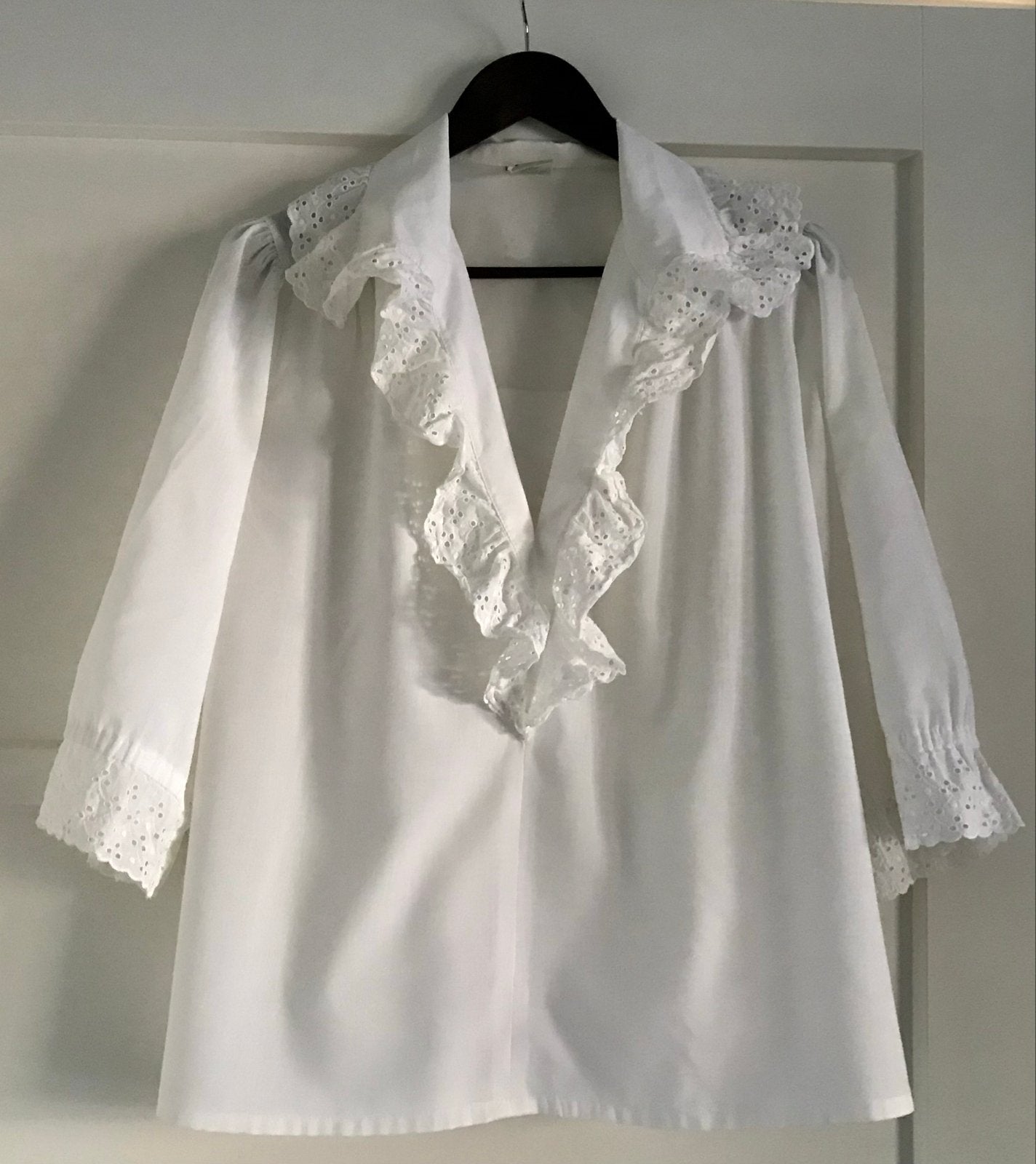 Witte zomer blouse met kant, Kleding | Dames, Blouses en Tunieken, Ophalen of Verzenden, Gedragen, Maat 38/40 (M), Wit