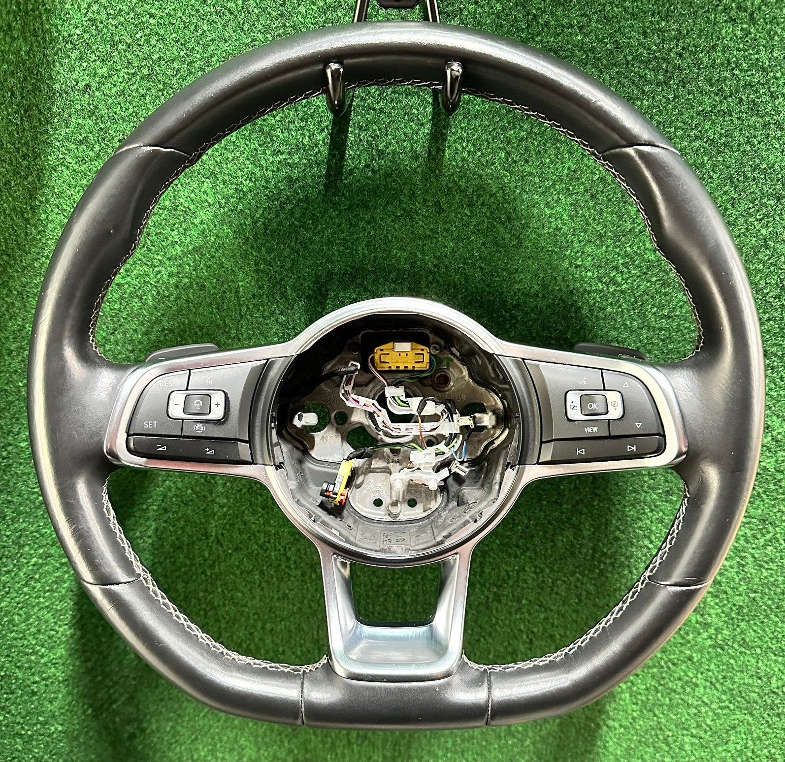 Vw Golf Polo T-Roc sport stuur met flippers, Gebruikt, Ophalen of Verzenden, Vw, Vw
