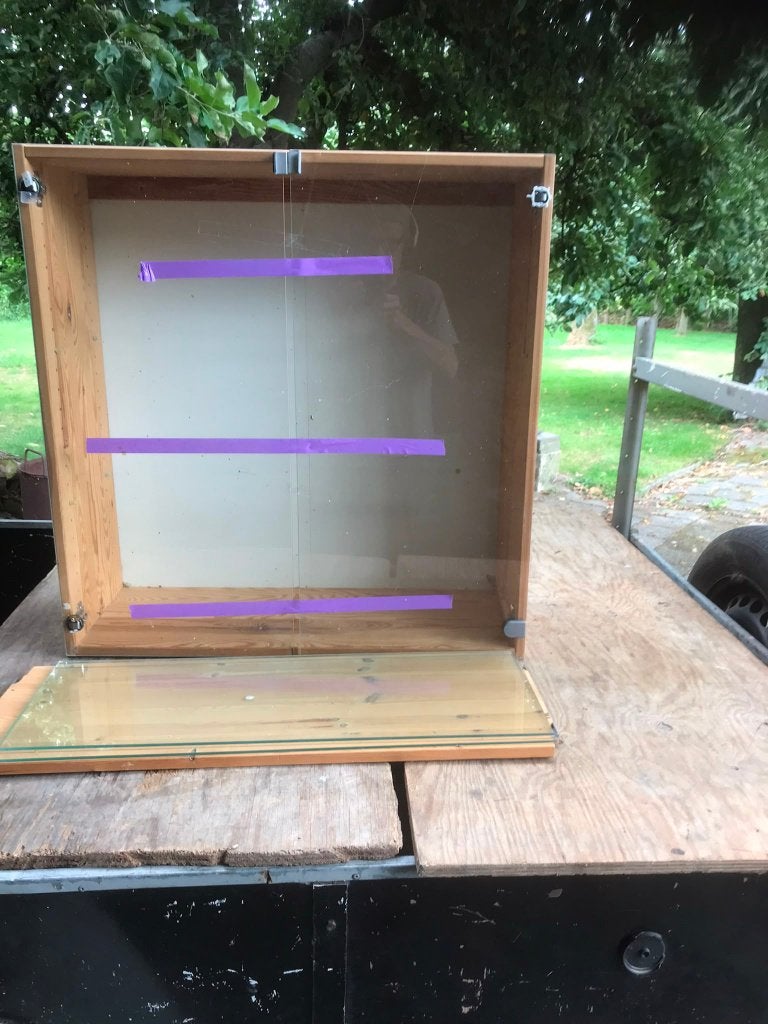 Ivar kastje met glas deurtjes, ook in Utrecht af te halen., Ophalen, Gebruikt