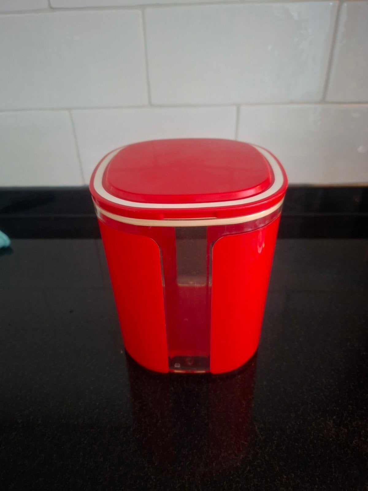 Tupperware Eleganzia Vensterbus Rood 1.5L -, Gebruikt, Bewaardoos, Geschikt voor vriezer, Ophalen of Verzenden