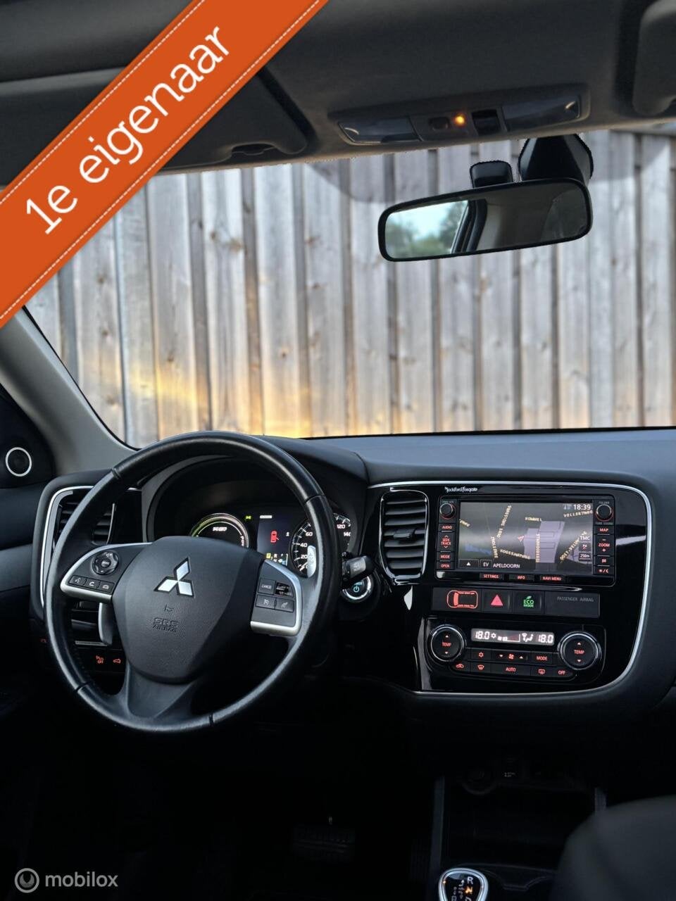 Mitsubishi Outlander 2.0 PHEV Instyle/1E EIGENAAR/LEDER/DAK, Auto's, Zwart, 4 cilinders, Zwart, Bedrijf