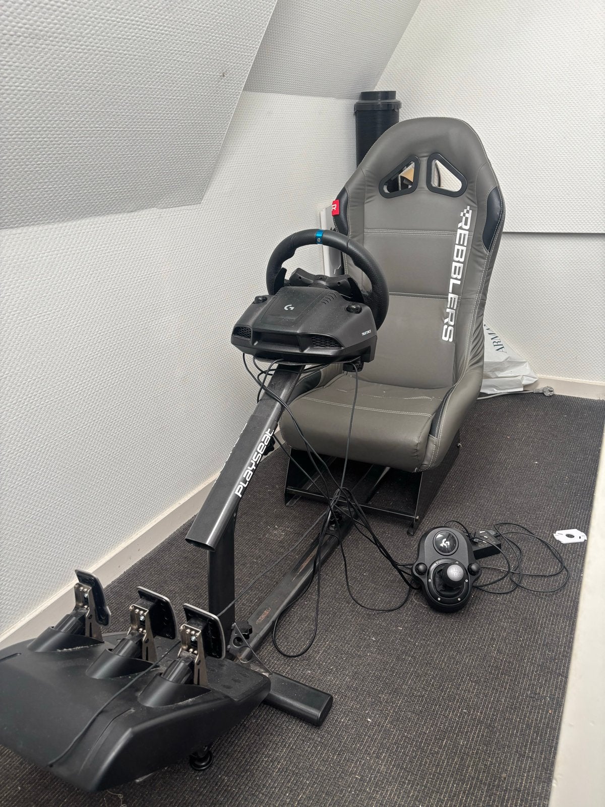 Logitech G923 racestuur met Playseat en Rebblers stoel, Ophalen, Zo goed als nieuw
