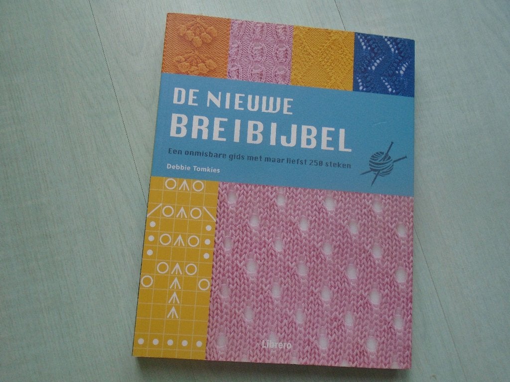 de nieuwe breibijbel, debbie tomkies, Ophalen of Verzenden, Zo goed als nieuw, Breien, Patroon of Boek