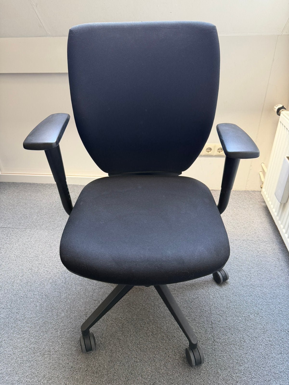 Bureaustoel zwart, Ophalen, Gebruikt, Zwart, Bureaustoel