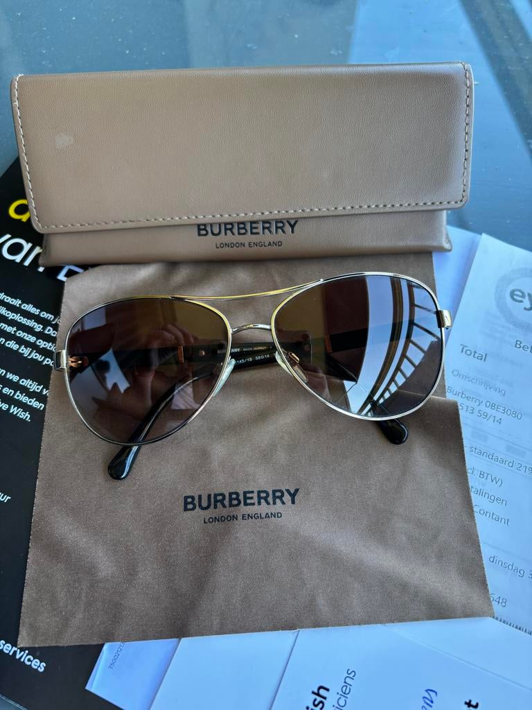 Burberry Zonnebril - Goudkleurig Montuur, Bruine Glazen, Overige merken, Zonnebril, Bruin, Ophalen of Verzenden