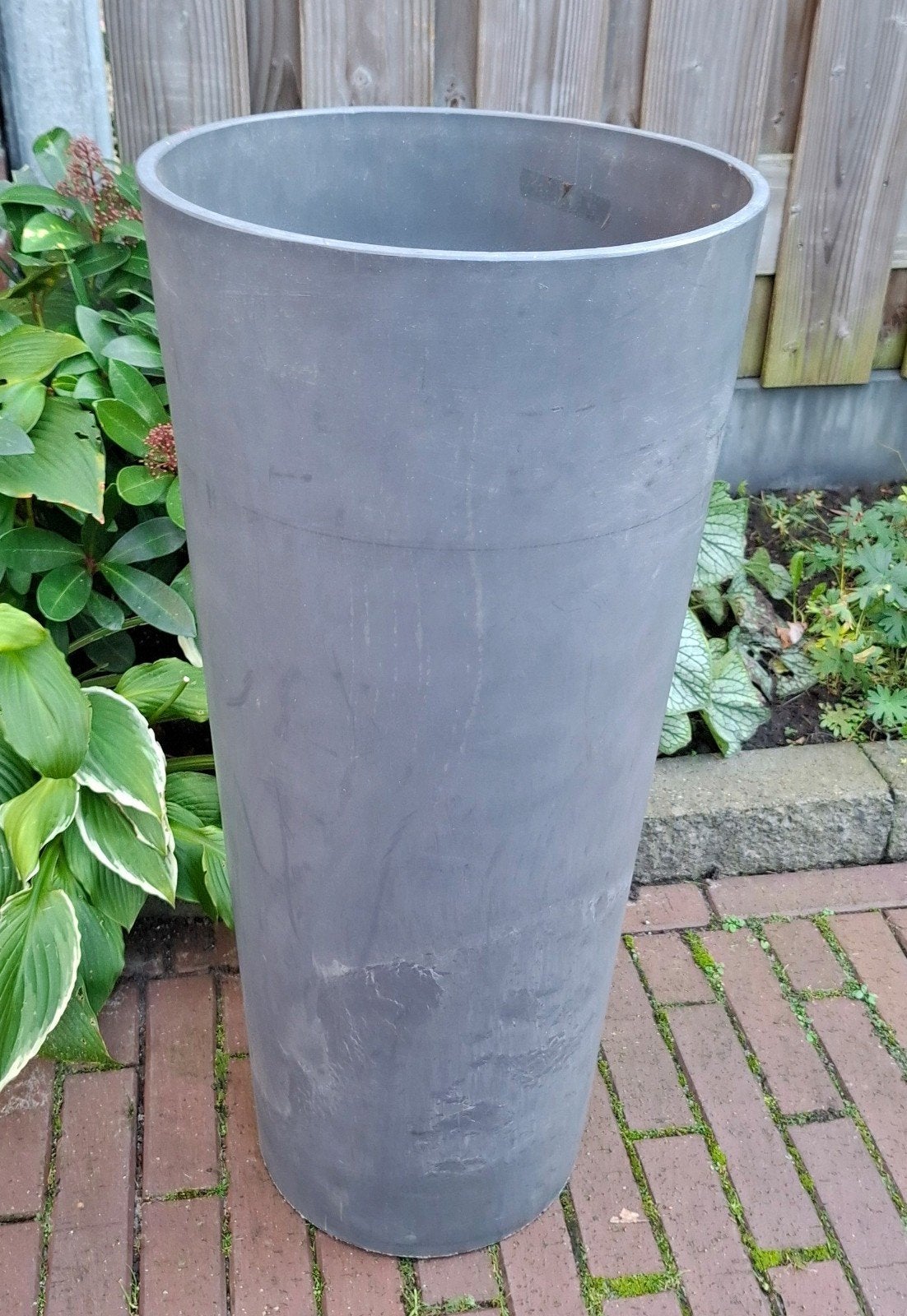 mooie kunststof pot van Pottery Pots 33 cm x 70 cm grijs, Tuin en Terras, Ophalen of Verzenden, Zo goed als nieuw