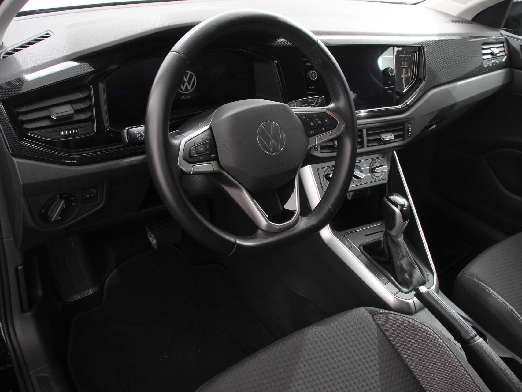 Volkswagen Polo 1.0 TSI DSG Life Airco Cruise control Parkee, Auto's, Volkswagen, Stof, Gebruikt, 95 pk, Zwart