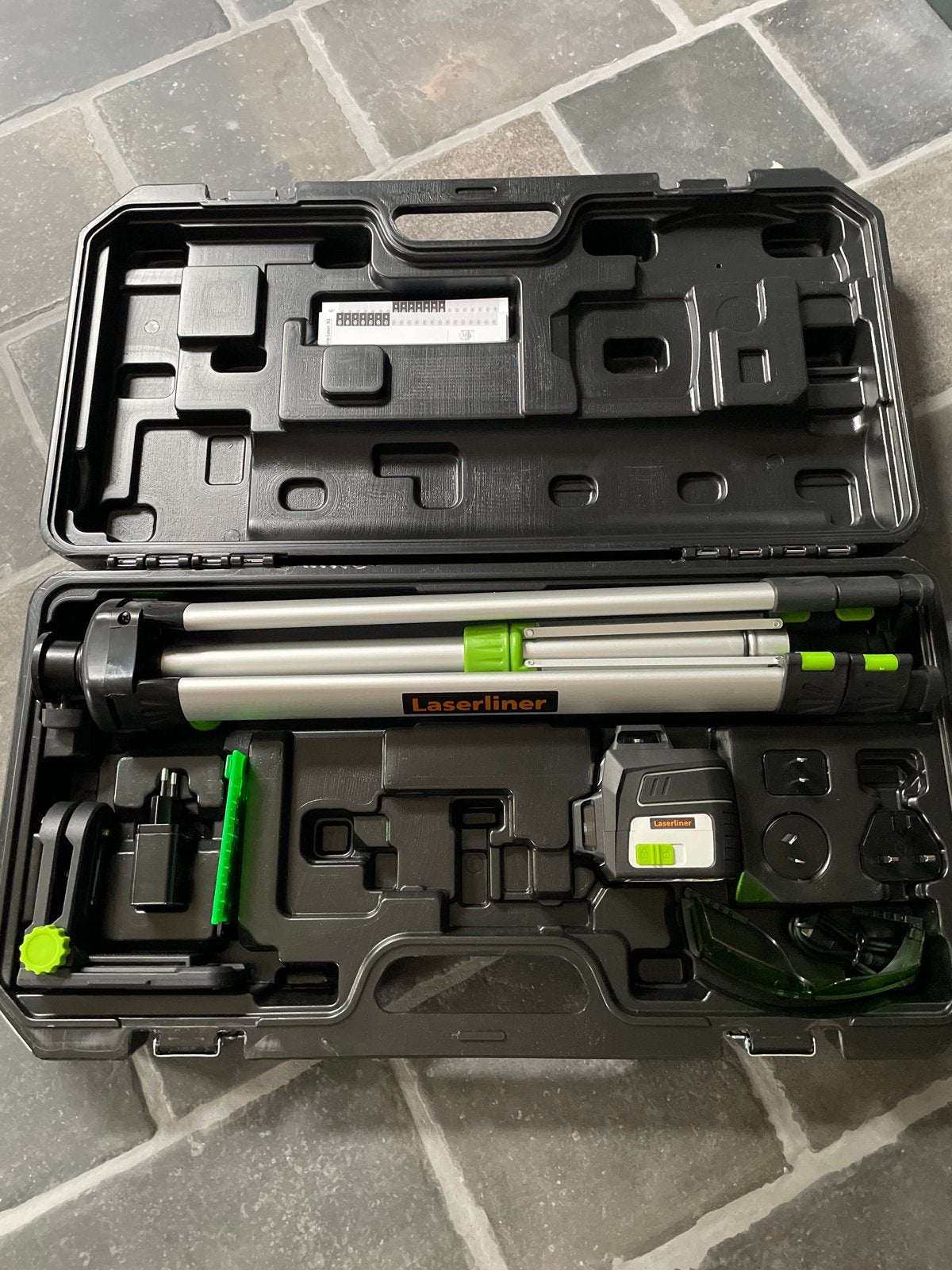 Laserliner pocketline-laser 3g met statief en koffer, Ophalen of Verzenden, Nieuw, Licht